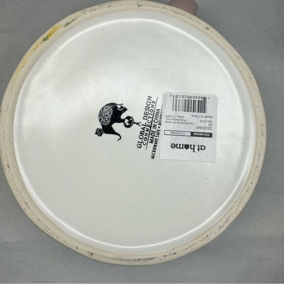 Pink Scattered Gingerbread Men
Mug - Picture 8 of 9